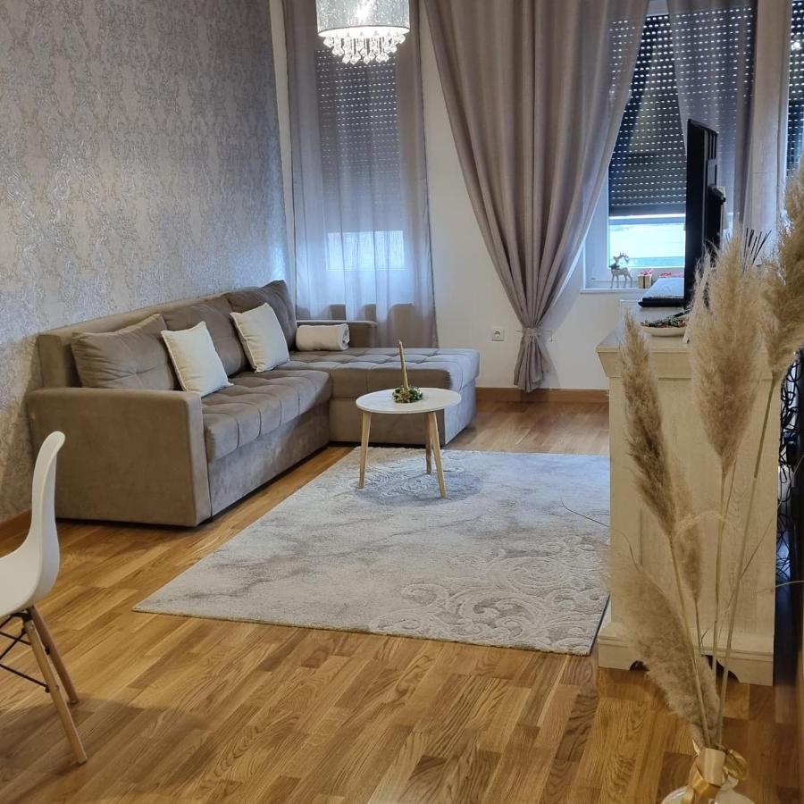 Appartement Apartman Anamarija à Banja Luka Extérieur photo