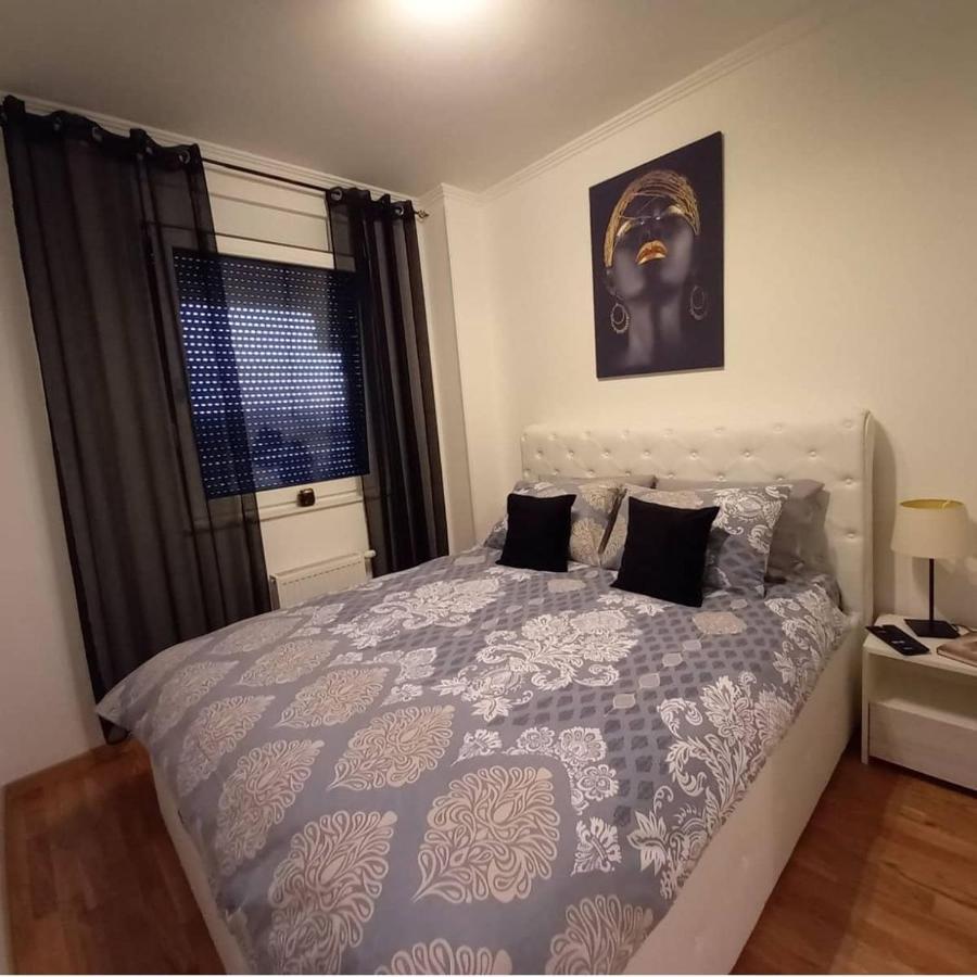 Appartement Apartman Anamarija à Banja Luka Extérieur photo